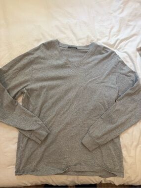 Brandy Melville Presley Top in Heather Grey Oversized Fit!